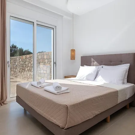 Amora Pool Villa