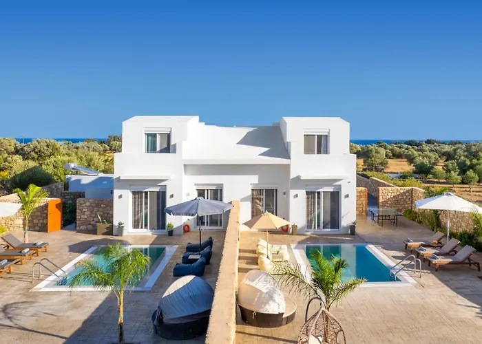 Amora Pool * Jenádi