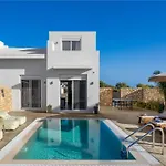 Villa Amora Pool Gennadi